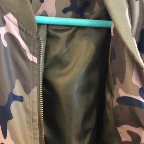 🆕Casual Lightweight Camouflage Zip-up Windbreaker Jacket w/Adjustable Bottom - Picture 4 of 16